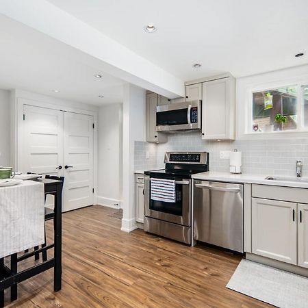 Gorgeous 4 Bedroom Garden Level Suite At Vancouver West & Ubc Exteriér fotografie