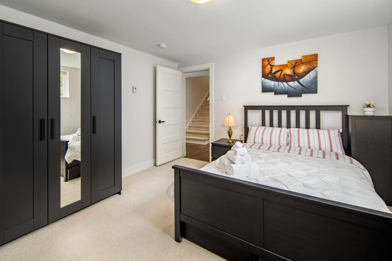 Gorgeous 4 Bedroom Garden Level Suite At Vancouver West & Ubc Exteriér fotografie