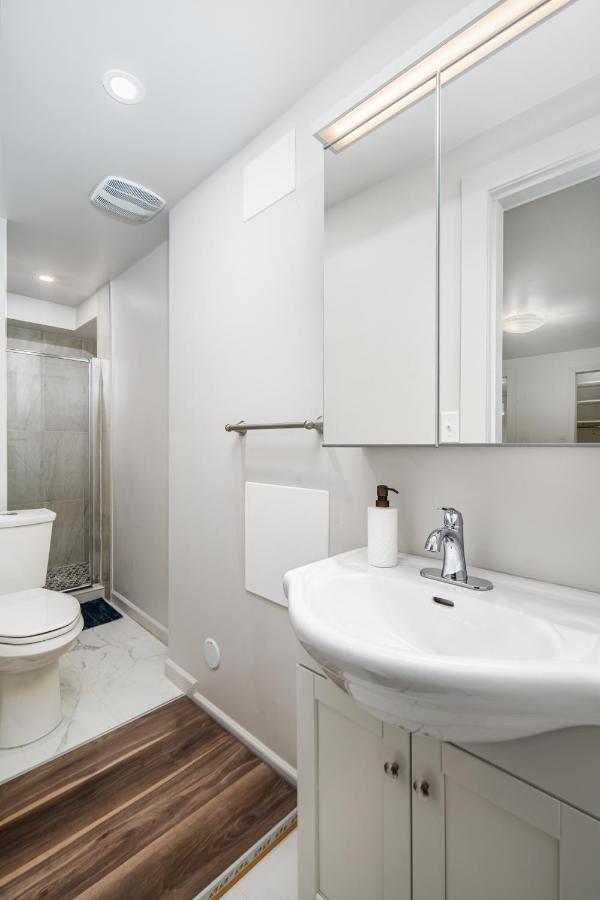 Gorgeous 4 Bedroom Garden Level Suite At Vancouver West & Ubc Exteriér fotografie